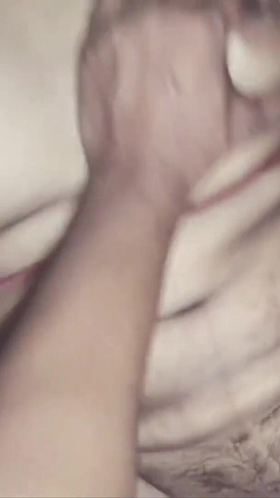 Desi Village girl tight pussy homemade xxx video, desi village hot girl sex video village girl first time sex | Clip 1