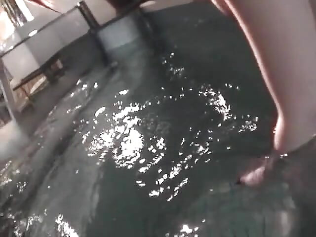 Sessão japonesa na piscina