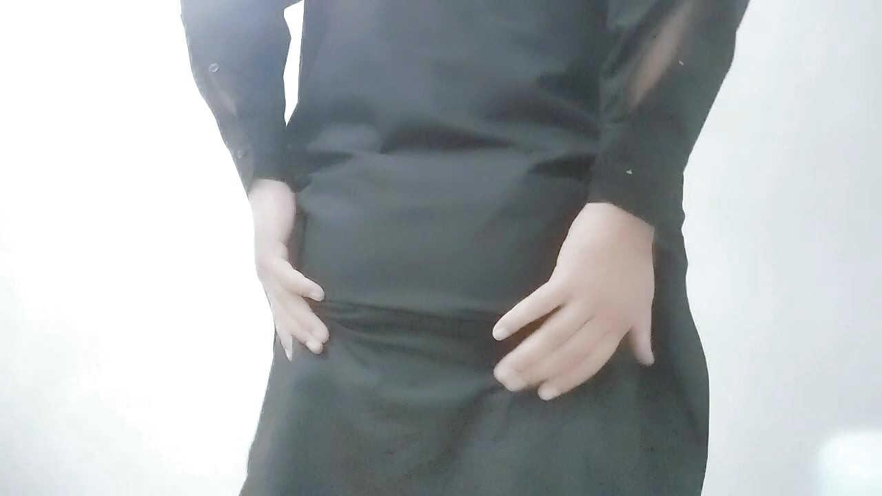 Desi Pakistani pathan thirsty big ass show naked