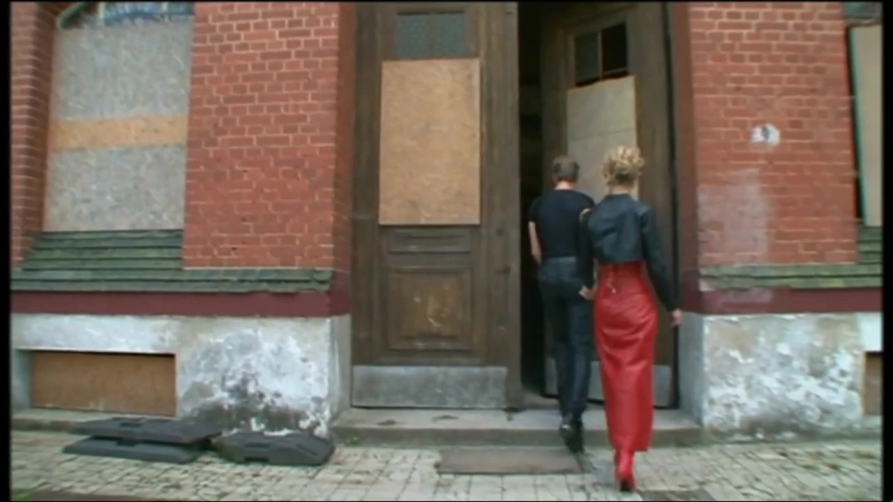 Demutigung in Der Heilanstalt (GANZER FILM)