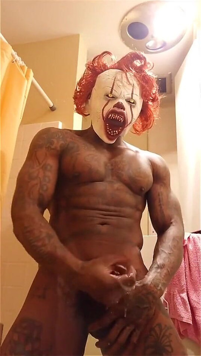 Bokep baru: hallelujah johnson dipuasin sama kontol raksasa pria kulit hitam dengan tato berbulu hallelujah johnson