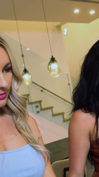Kıskanç orta yaşlı seksi üvey anne Bunny Madison üvey oğlunu erkek arkadaşı Mona Azar ile aldatıyor - mylf | Klip 3