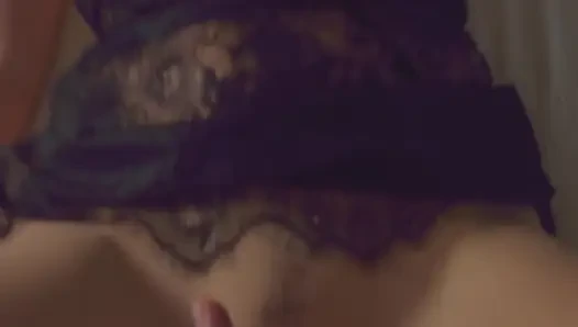 Video rekaman seks pasangan perancis dengan lingerie seksi di ranjang - emile dan amelie