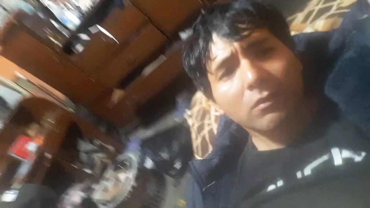 I CUM AND PLAY WITH VIDEO EFFECTS