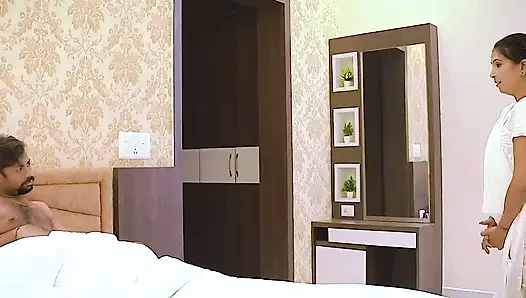 Настоящие возбужденные индийские сводные сестры занимаются сексом со своим сводным братом в тройничке