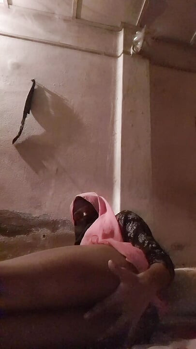 Hjabi cum for mistress