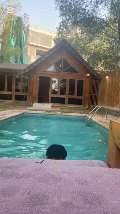 Ass shake | Clip 1