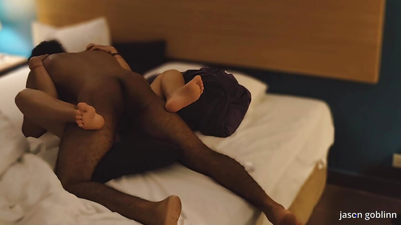 Stiefmutter von desi indischem schwanz im hotelzimmer gefickt