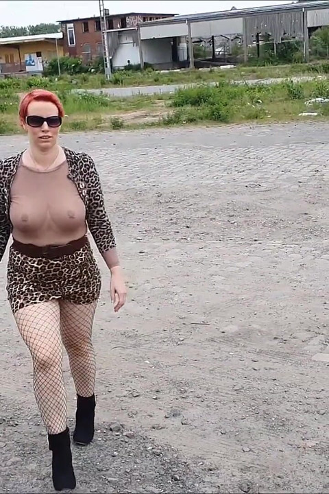 Masturbation at the Lost Place