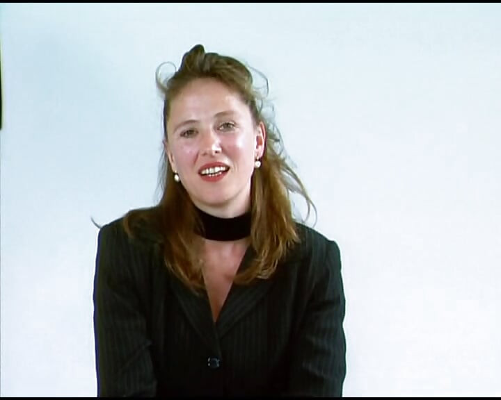 Người phụ nữ tuyệt đẹp đến từ Đức khoe thân hình hoàn hảo trong quần tất