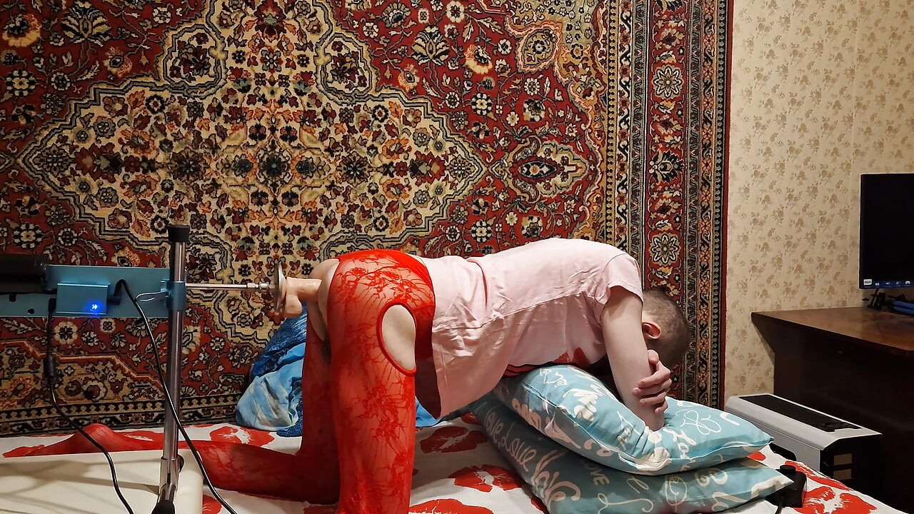Sasha Earth sissy Crossdresser homemade amateur anal Fucking Machine
