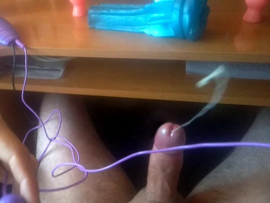 Orgasmo a mani libere # 7 tramite stimolazione del capezzolo