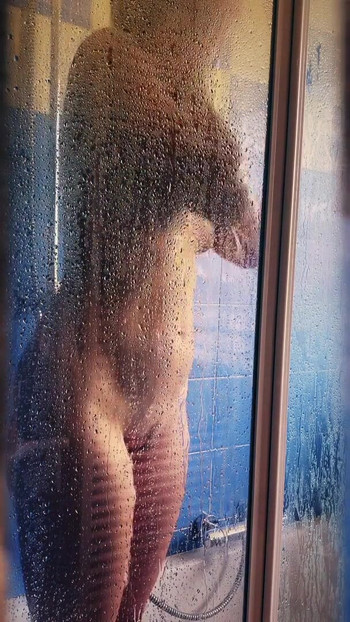 Thrilling moment from "Watch me play & shave in my shower - Voyeur Time with Annika Belle"