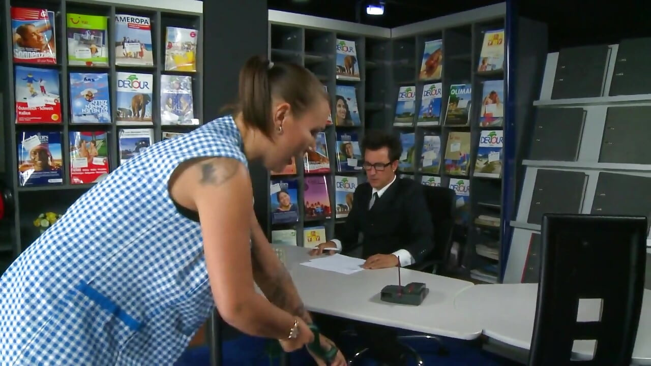 Tattooed MILF gets banged hard in her wet pussy