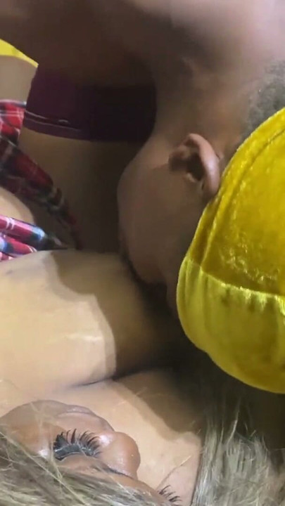 HOT MAMA DANCES FOR HER NEW BBC FUCK BOY | Clip 1