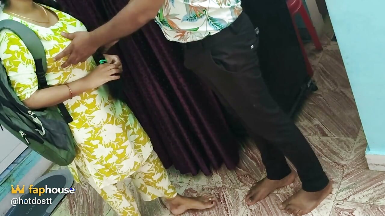 Virgin Girl Takes 12 Inch Cock for the First Time
