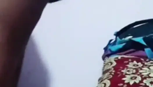 Pertunjukan panggilan video masturbasi seksi