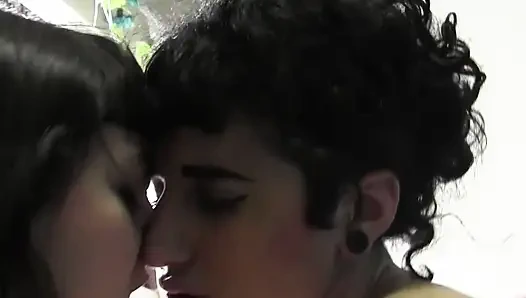 Афродизиакская лесбийская ванна