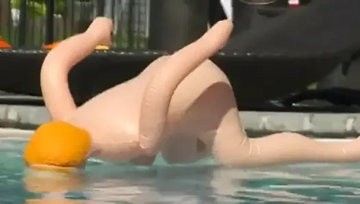 Drei junge schlampen auf der suche nach dem orgasmus