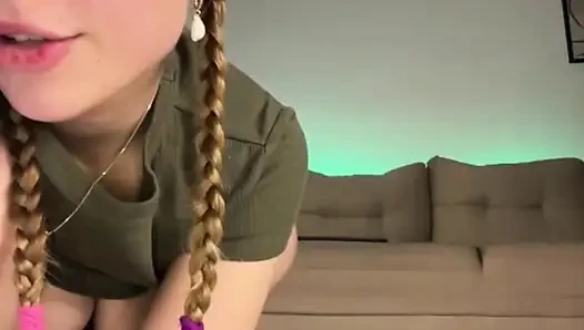 Dildo reiten so hart mit jucielussie, creampie, enge muschi