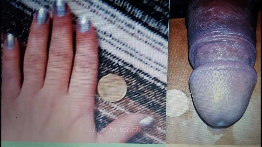 Anna Maria moves her sexy little (size 35) feet (part 2)