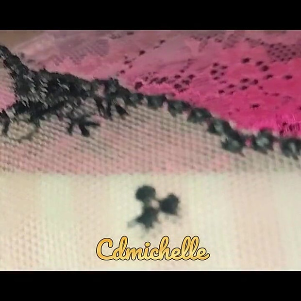 Cdmichelle u seksi donjem rublju izbliza
