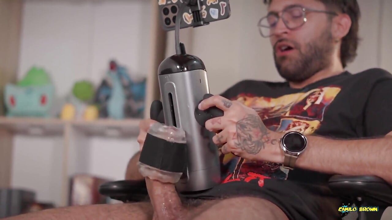 Sex Toy Review Handy Stroker by the Bad Peach