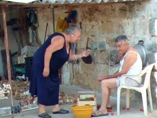 Итальянская бабушка-толстушка вызывает дедушку для траха