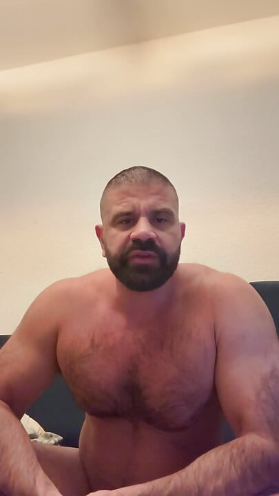 Massive Bear Jerkoff