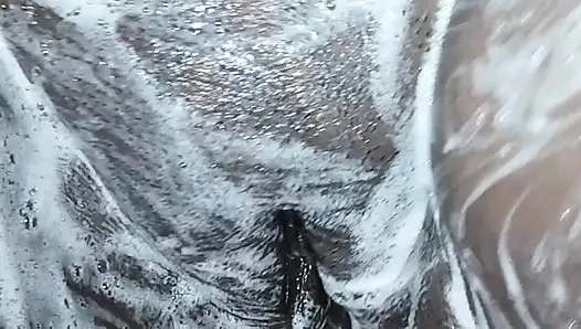 Tante desi besar mandi