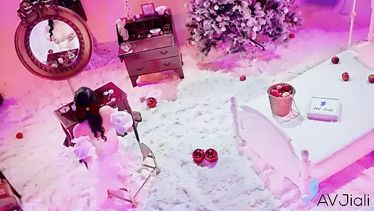 Jiaxin - возбужденная Белоснежка, которую трахает принц