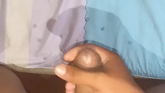 Шлюшку трахнули и записали на видео