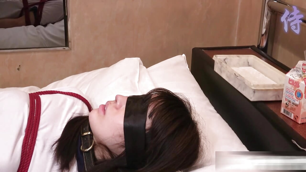 Hentai napaljene azijske drolje 146