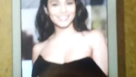 Vanessa hudgens cumtribute