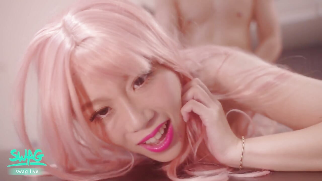 Cutie Asian Girl Kolekcja Joanne