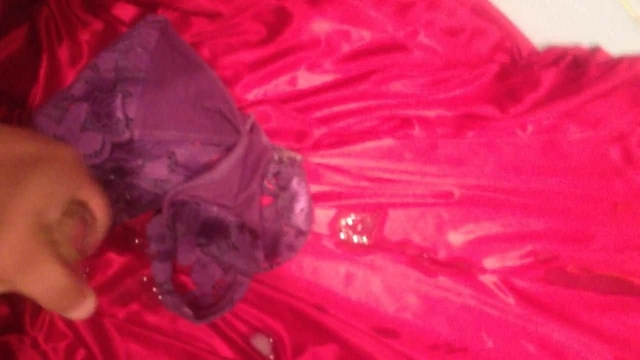 I masturbate on my mother's panties