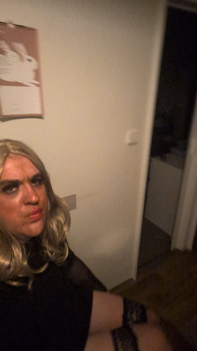 Kimmitrava je usamljena