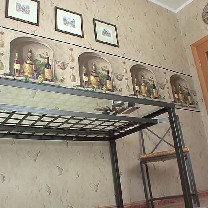 Tabletop Pussy