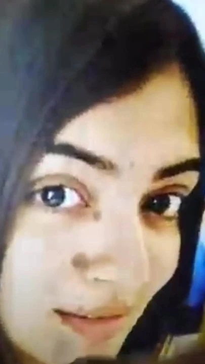 Nazriya cum hyllning
