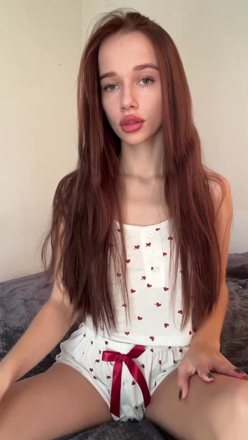 A kiss for you, but stay close 😉