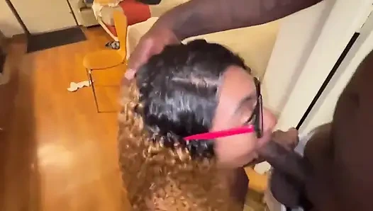 Mavi puti şortlu 28 dakikalık bir anal için ekstra kredi istiyor Abd en iyi anal genç