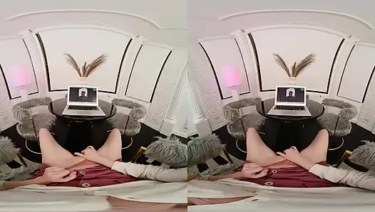 Yoga öğretmenimin önünde kendime dokunuyorum - sanal gerçeklikte