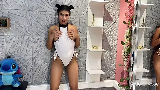 Tatlı küçük ve göründüğünden daha kışkırtıcı