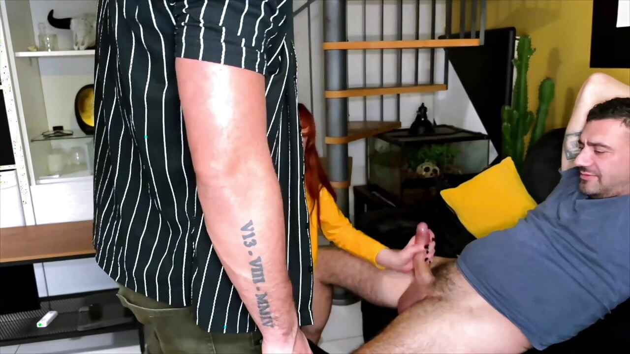 2 Hombres Para Una Madre