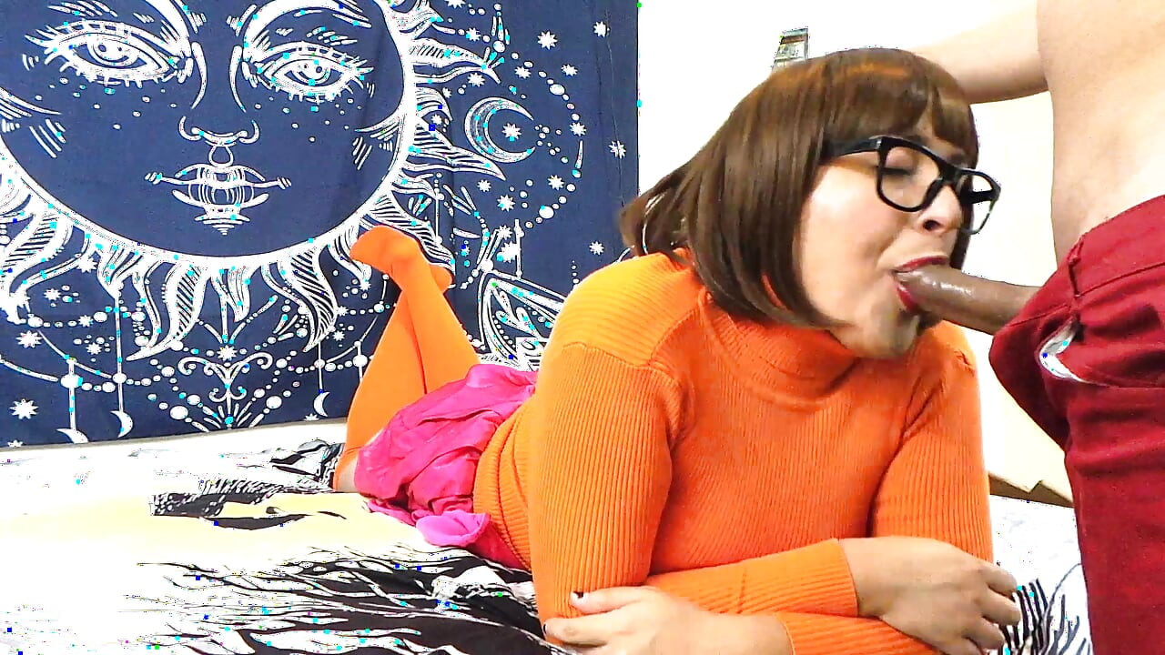 Velma Sucks off a Stranger