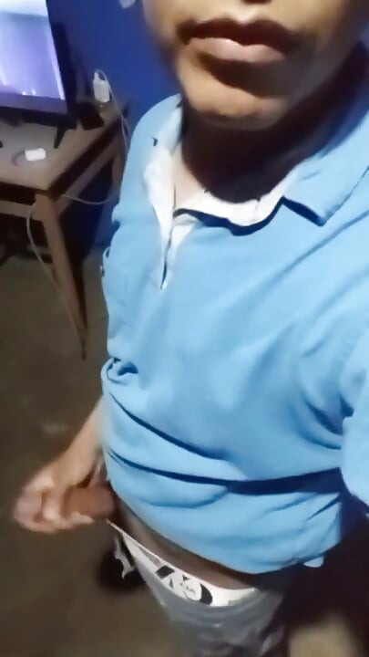 הזין שלי מתחנן לזה