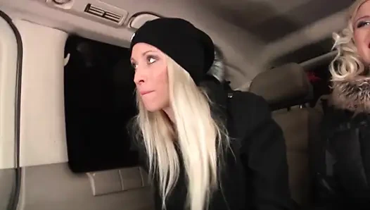 Блондинку Жестко Трахнули В Автобусе Fick