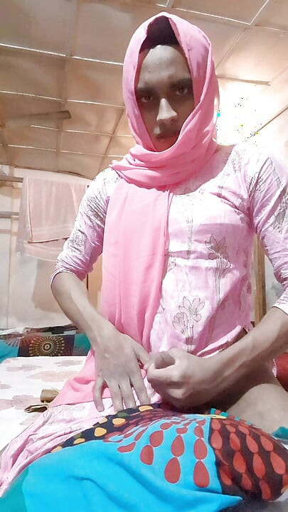 Desi hot crossy masterbation