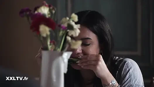 Sexy französischer dreier mit Chloe Duval und Alice Drake