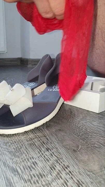 Another red stocking to sperm